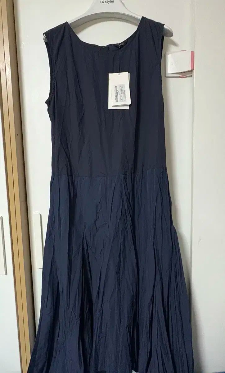 ハンサム LATT by T ニット トップス 55 ネイビー ワンピース66 ファムセル