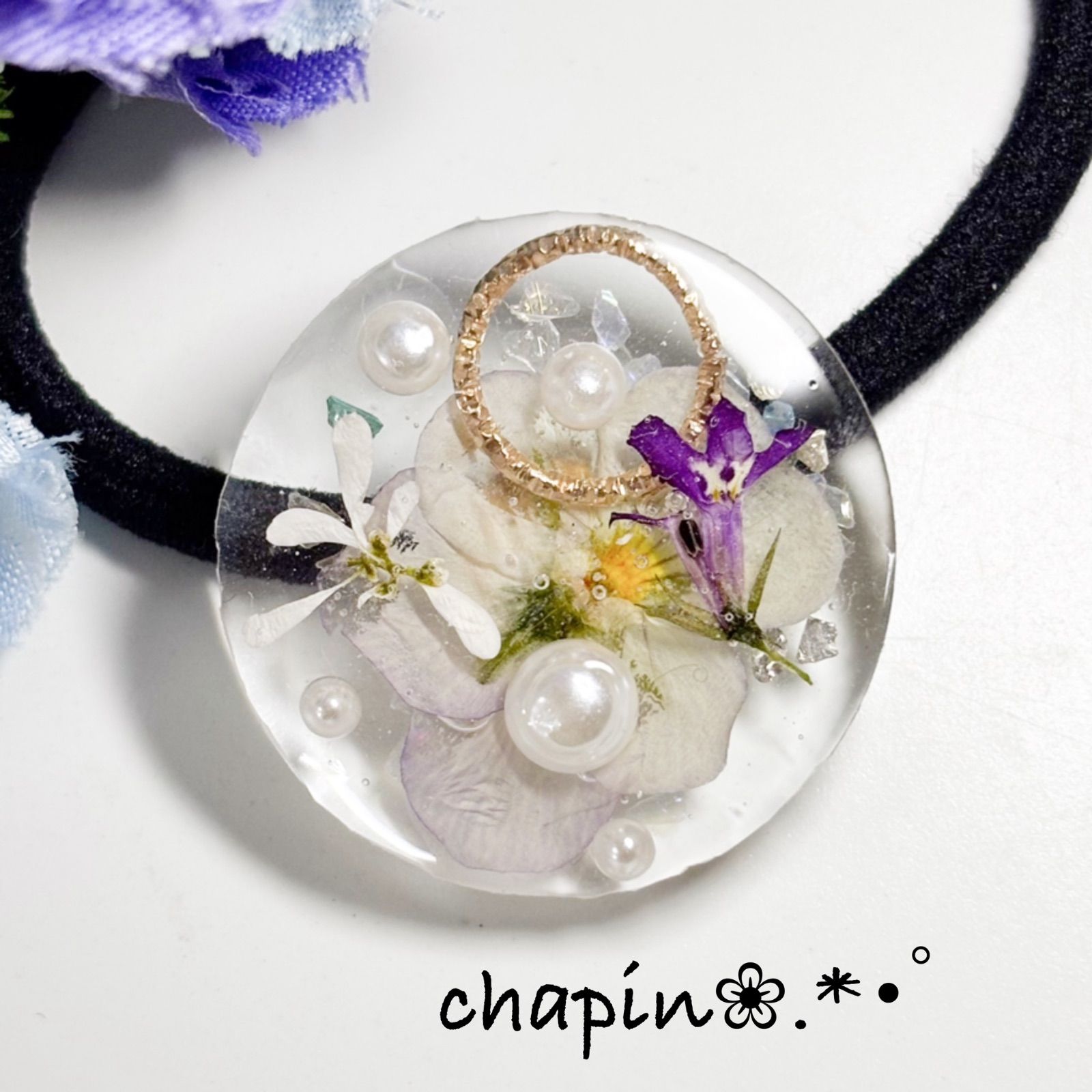 ボタニカルレジンヘアゴム感謝sale♡ a20 ) レジン ヘアゴム ボタニカル ハンドメイド - メルカリ