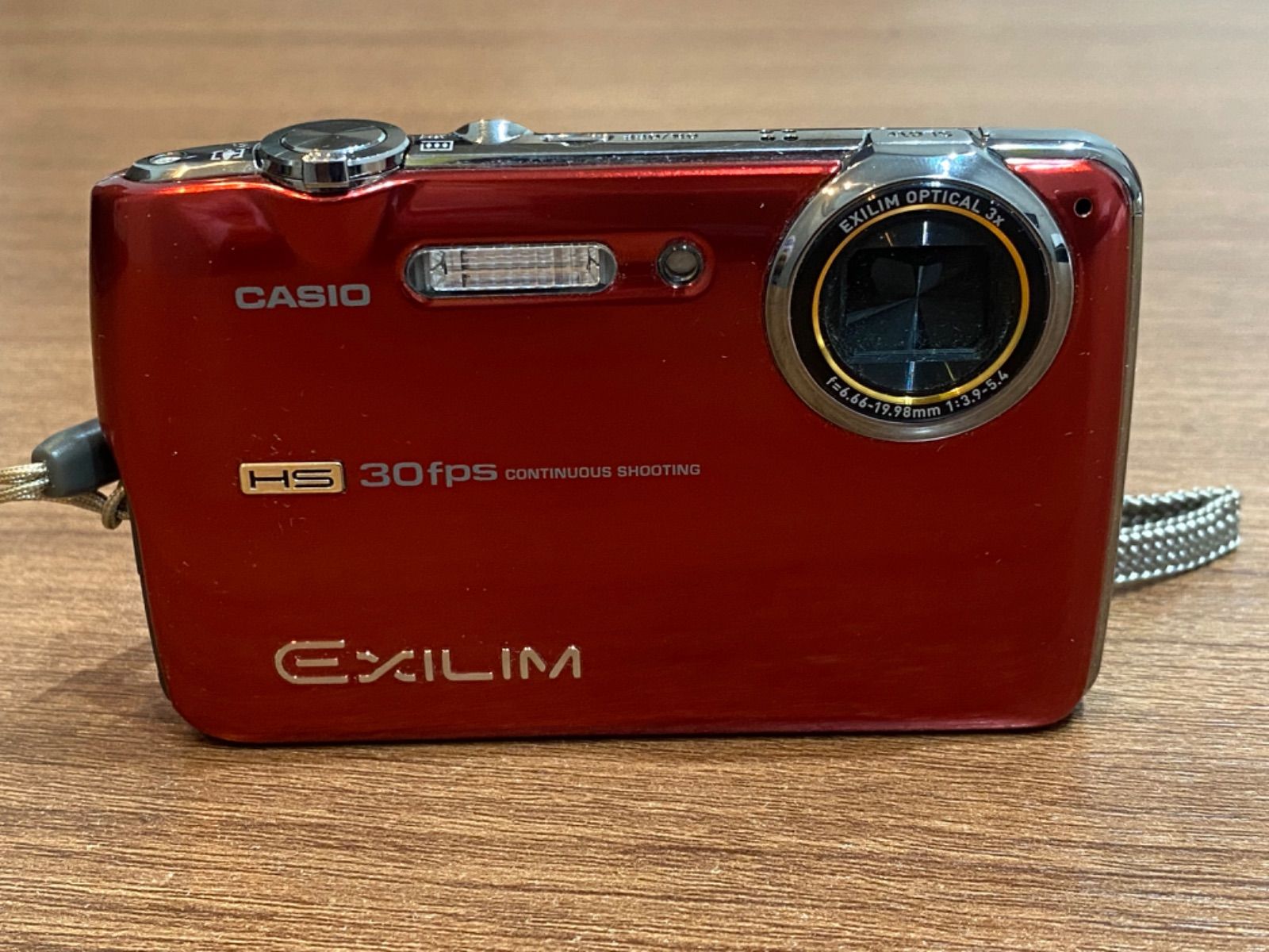 CASIO EXILIM EX-FS10 デジタルカメラ レッド カシオ デジカメ 【公式