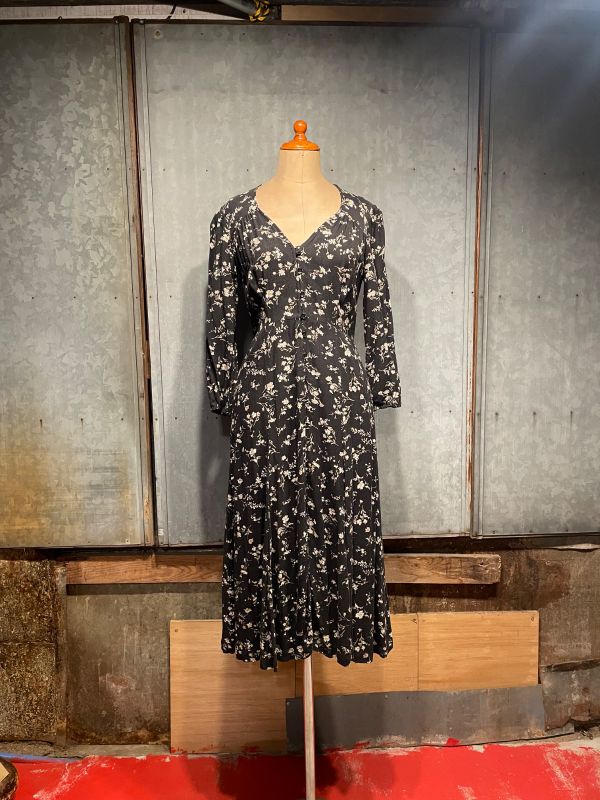 Denim & Supply Ralph Lauren 花柄ロングワンピース(黒×花柄・S/P・インド製)