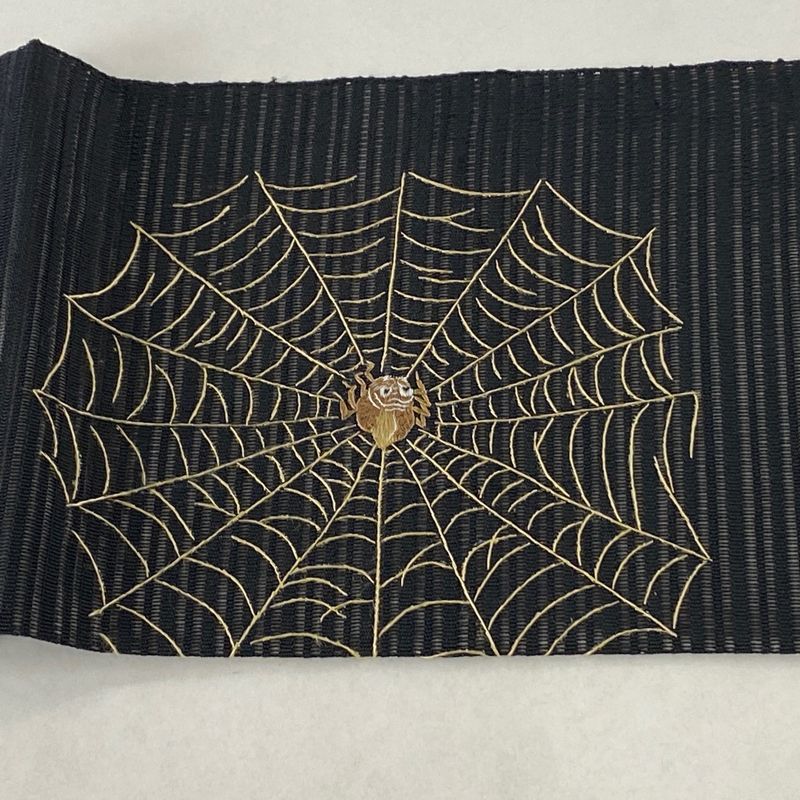 人気セール名古屋帯　クモの巣　蜘蛛　手刺繍　お仕立て上がり　逸品　♯7515 着物・浴衣