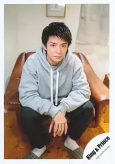 【中古】生写真(ジャニーズ) King ＆ Prince/岸優太/全身/シングル「Lovin’ you / 踊るように人生を。」MVソロアングル映像オフショット/公式生写真