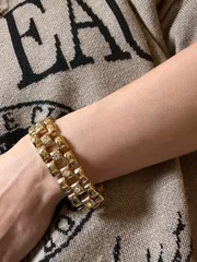 TRIFARI トリファリ　青いエナメル クロスデザイン　バングル　ヴィンテージ TRIFARI トリファリ青いエナメル クロスデザインバングル
