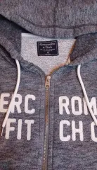 Abercrombie(アバクロンビー) フード付き ジップアップパーカー