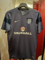 【超希少】ナイキxイングランド代表 トレーニングシャツ センターロゴ L 超希少】ナイキxイングランド代表 トレーニングシャツ センター