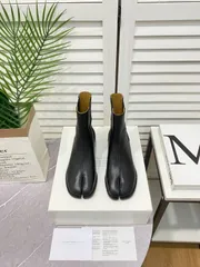 2024年最新】マルジェラ タビブーツ 40の人気アイテム - メルカリ