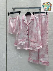 「新品」クリスチャンディオールパジャマ。ネグリジェ Christian Dior（ルームウェア/パジャマ）のフリマアイテム一覧