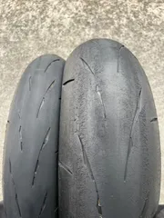 120/70ZR17 200/55ZR17 ブリヂストンRS11前後セット ☆前後セット 未使用新品 BATTLAX RS11 正規新製品 ブリヂストン