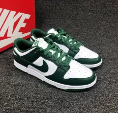 NIKE(ナイキ) ダンク ロー レトロ バーシティ グリーン