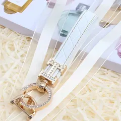 2本キーホルダー　レザーキーリング 　バッグチャーム　本革　キーチェーン　ホワイト