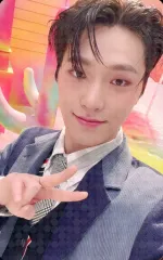 【中古】コレクションカード(男性) SEVENTEEN/ディノ(DINO)/ホログラム仕様/CD「17 IS RIGHT HERE」SEVENTEEN Weverse Shop JAPAN特典スペシャルフォトカード