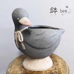 sale!ファミリアダック　あひるブラックカラー　グラスファイバー植木鉢