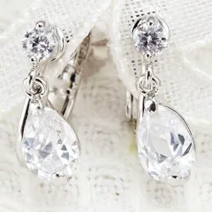 イヤリング レディース ドロップ型キュービックジルコニアが揺れる 2粒石 ネジ式 イアリング ちょうどいいボリューム感 メール便 送料無料 秋冬 大人気