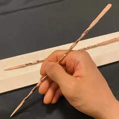 ソイルスティック　根かき棒　鱗柄（銅　長さ約20cm 幅約3.5mm）【サボテン植え替え　ガーデニング　観葉植物　アガベ　植物　多肉　多肉植物】のサムネイル