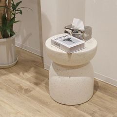 Hoola フーラ テラゾー柄スツール サイドテーブル 高さ46.5cm 人工石 オフホワイト スツール 椅子 丸椅子 丸イス チェア 腰掛け 丸形 テラゾー 石模様 石柄 ストーン 大理石調 おしゃれ シンプル モノトーン リビング 白 韓国インテリア