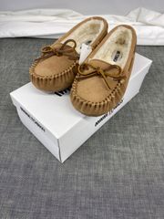 O HS24020106 ミネトンカ Cally Ⅱ