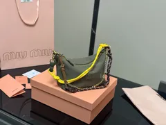 【今日特価】MiuMiu ミュウミュウ キャンバス ランチボックスバッグ with サーフレース