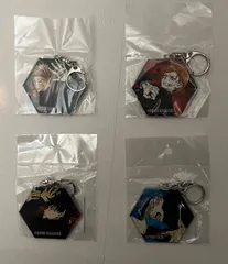呪術廻戦　アクリルキーホルダー 　4種セット ( 五条悟 & 虎杖悠仁 & 伏黒恵 & 釘崎野薔薇 )