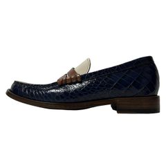 Item thumbnail for item 2202b997-58e0-4b11-875b-18ba3244e8ea