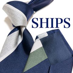 美品 フェンディ ネクタイ ハイブランド ソリッドタイ 無地 光沢