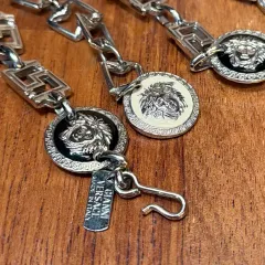 VERSACE エナメル メドゥーサ ネックレス エナメル メドゥーサ ネックレス（ネックレス）｜VERSACE