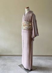 裄70 身丈160 美品　正絹付け下げ 薄ピンク 桜柄 上品 刺繍手縫い仕立て 裄70 身丈160 美品 正絹付け下げ 薄ピンク 桜柄 上品 刺繍手縫い仕立て