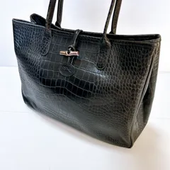 LONGCHAMP ロンシャン　トートバッグ　ハンドバッグ　バッグ　大容量　革　クロコ型押し　ブラック　角スレあり　中古品　管理番号KKVNRA4080