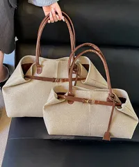 【２色】トートバッグ キャンバス 横長レザーベルト おしゃれ レディース☆ナチュラル鞄 軽量