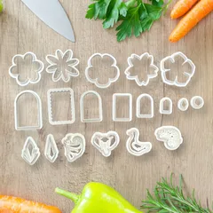 多様な形 クッキー型 19個セット 抜き型 粘土型お菓子作り 弁当 粘土描画製図  ナマケモノ  象 花　さくら　アヒル  魚