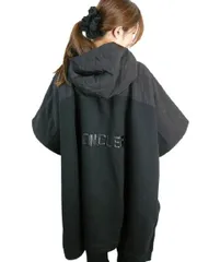新品未使用タグ付Monclerナイロンジャケットポンチョレディースメンズ春夏秋 MONCLER - 新品未使用タグ付Monclerナイロンジャケットポンチョ