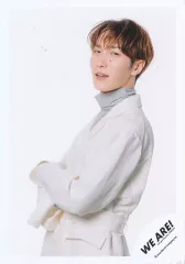 【中古】生写真(STARTO) Snow Man/渡辺翔太/上半身/「WE ARE! Let’s get the party STARTO!!」グッズオフショット/公式生写真