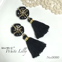 No.0090　タッセル付きピアス