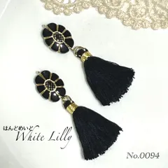 No.0094　タッセル付きピアス