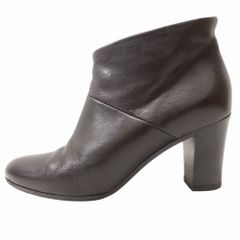 Item thumbnail for item 42119477-01cf-4870-802d-0b2cbd1db948