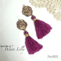 No.0111　タッセル付きピアス