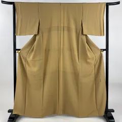 色無地 身丈163cm 裄丈63cm S 袷 落款 地紋 薄黄土色 正絹 秀品 一つ紋 【中古】