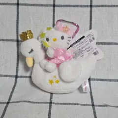 2025年最新】スワンハローキティの人気アイテム - メルカリ