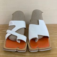 Item thumbnail for item e2b43798-67cc-4ef7-a283-4eb12a0e5f70