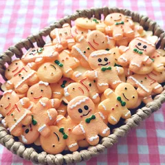 【478】100個 デコパーツ ミニチュア ジンジャーマン クッキー クリスマス ミックス まとめ売り
