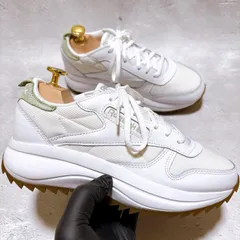 定価（税込） 12,100円 CLASSIC LEATHER SP EXTRA 23cm