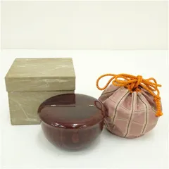 溜塗　老松茶入（仕覆付）（箱付） 茶入れ 茶道 茶道具 おしゃれ 道具 濃茶 抹茶 骨董 茶器 保存 容器 お茶 茶会 茶事 茶の湯