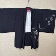 【き711】黒地 蔦模様 金彩入り 羽織 袷 しっとり上品な大人の一枚 和服 アンティーク 道中着 リメイク素材 着物 和装