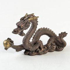 龍の青銅文鎮　10ｃｍ程　とても重いです。 龍の青銅文鎮 10cm程 とても重いです。 - メルカリ
