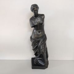 樹脂製　【裸婦像】　女性像　置物　高約61㎝　インテリア 樹脂製 【裸婦像】 女性像 置物 高約61㎝ インテリア - メルカリ