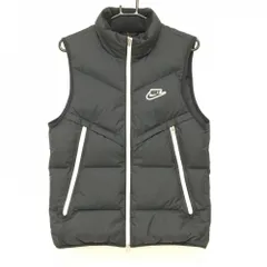 【美品】ナイキ ダウンベスト 黒×白 ダウン25％ メンズ M ゴルフウェア NIKE