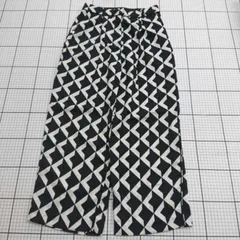 ◇ Θ H&M エイチアンドエム 総柄 パンツ サイズ4 ブラック系ホワイト系 レディース E  【1508250043277】