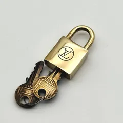 ヴィトン　南京錠 楽天市場】LOUIS VUITTON ルイ ヴィトン パドロック R10007-2