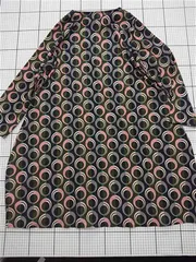 ◇ ⊂ 【アンティカ antiqua】幾何学模様 ワンピース 長袖 ポリエステル 日本製 Mサイズ相当 レディース E  【1509190038521】