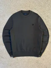 M 正規品) フレッドペリー FREDPERRY ロゴ スウェット ダークグレー