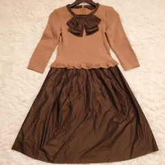美品です！   YUKI TORII    ユキトリイ   リボン   ニット素材  フレアワンピース   ブラウン   キャメルドッキングワンピース